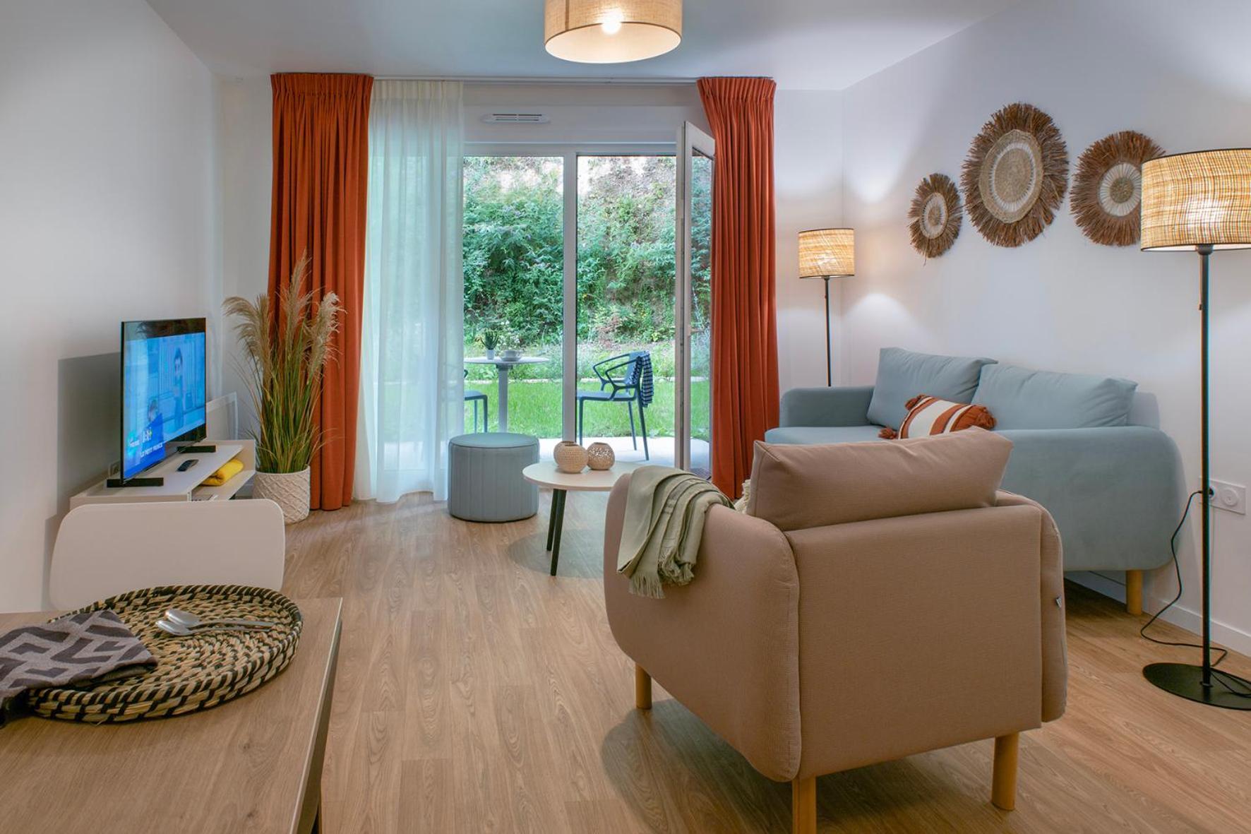 Residence Services Seniors - Domitys Les Jardins D'Ahna Dinan Exterior photo