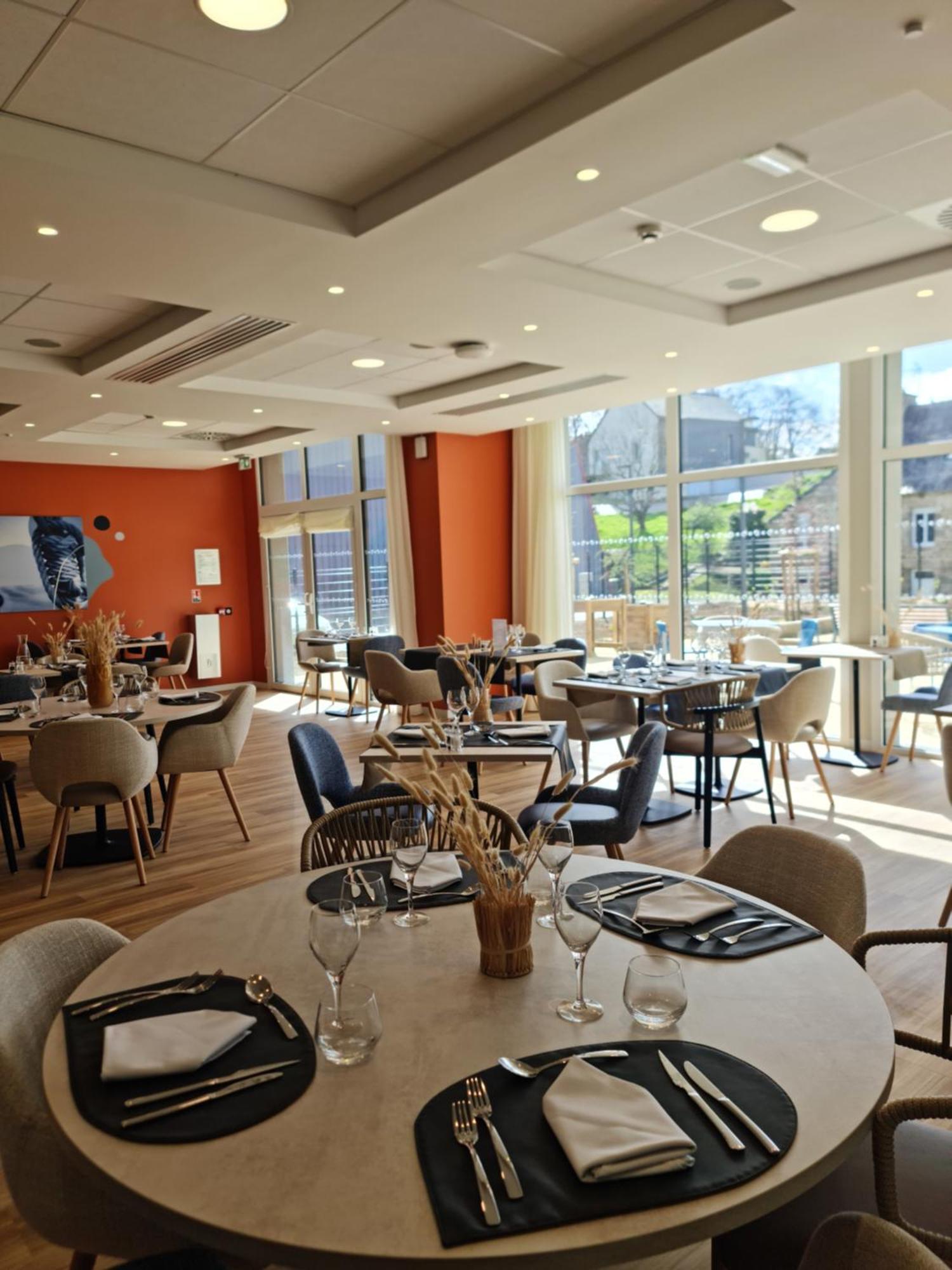 Residence Services Seniors - Domitys Les Jardins D'Ahna Dinan Exterior photo